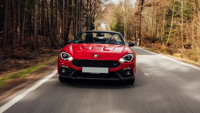 Noleggiare Abarth 124 Spider a Barcellona